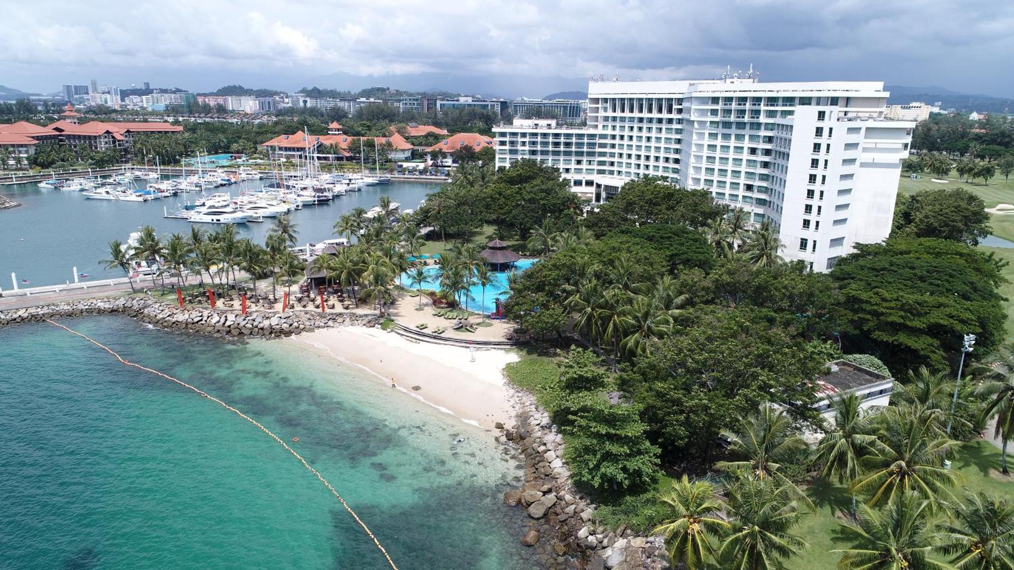 The Pacific Sutera Otel Kota Kinabalu Dış mekan fotoğraf Marina Bay, with Marina East Marina Club, Marina East Marina Village, Marina East Marina Marina, Marina East Marina Marina East Marina East Marina East Marina East Marina East Marina East Marina East Marina East Marina East Marina East Marina East Ma