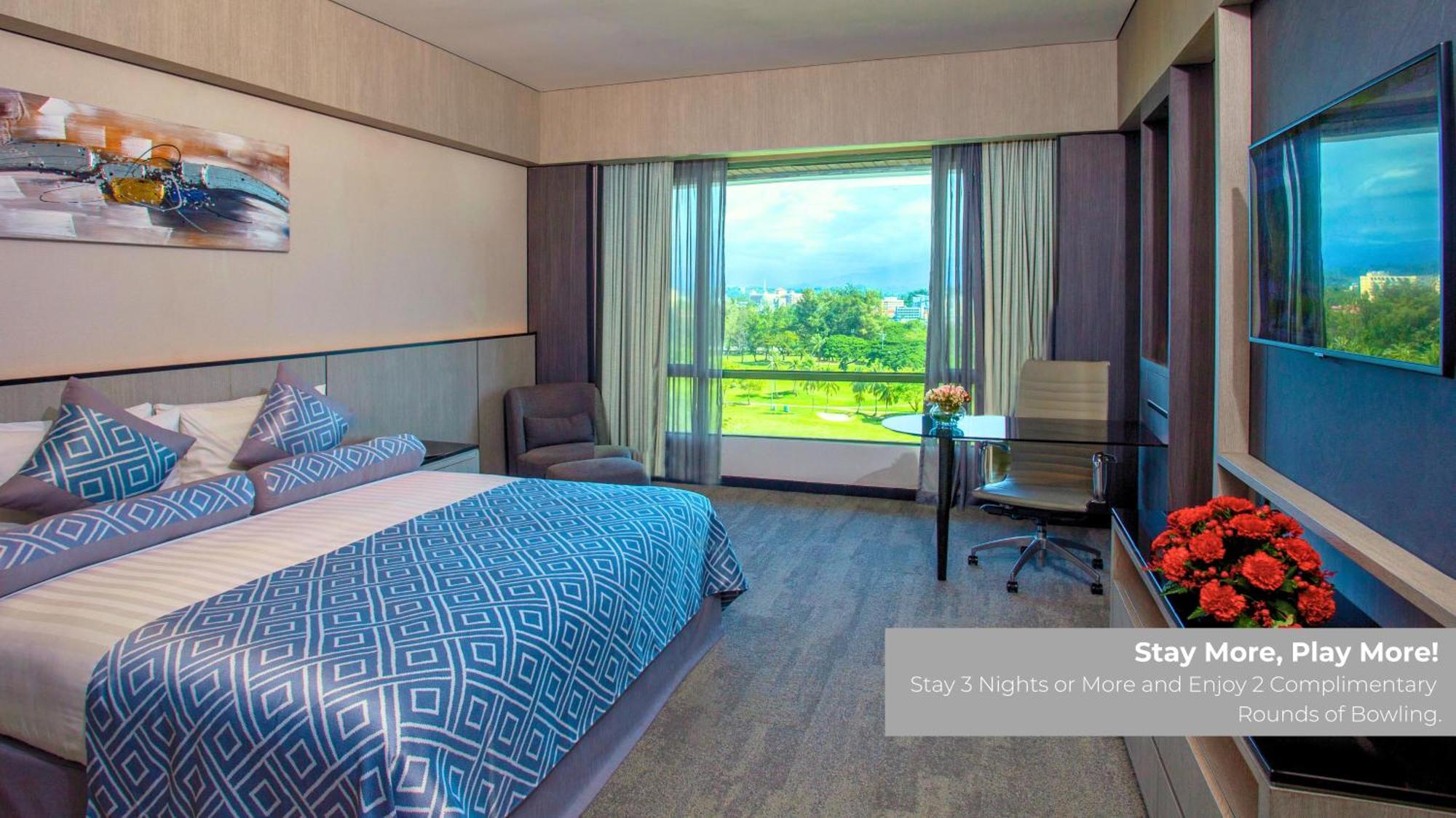 The Pacific Sutera Otel Kota Kinabalu Dış mekan fotoğraf Deluxe Room